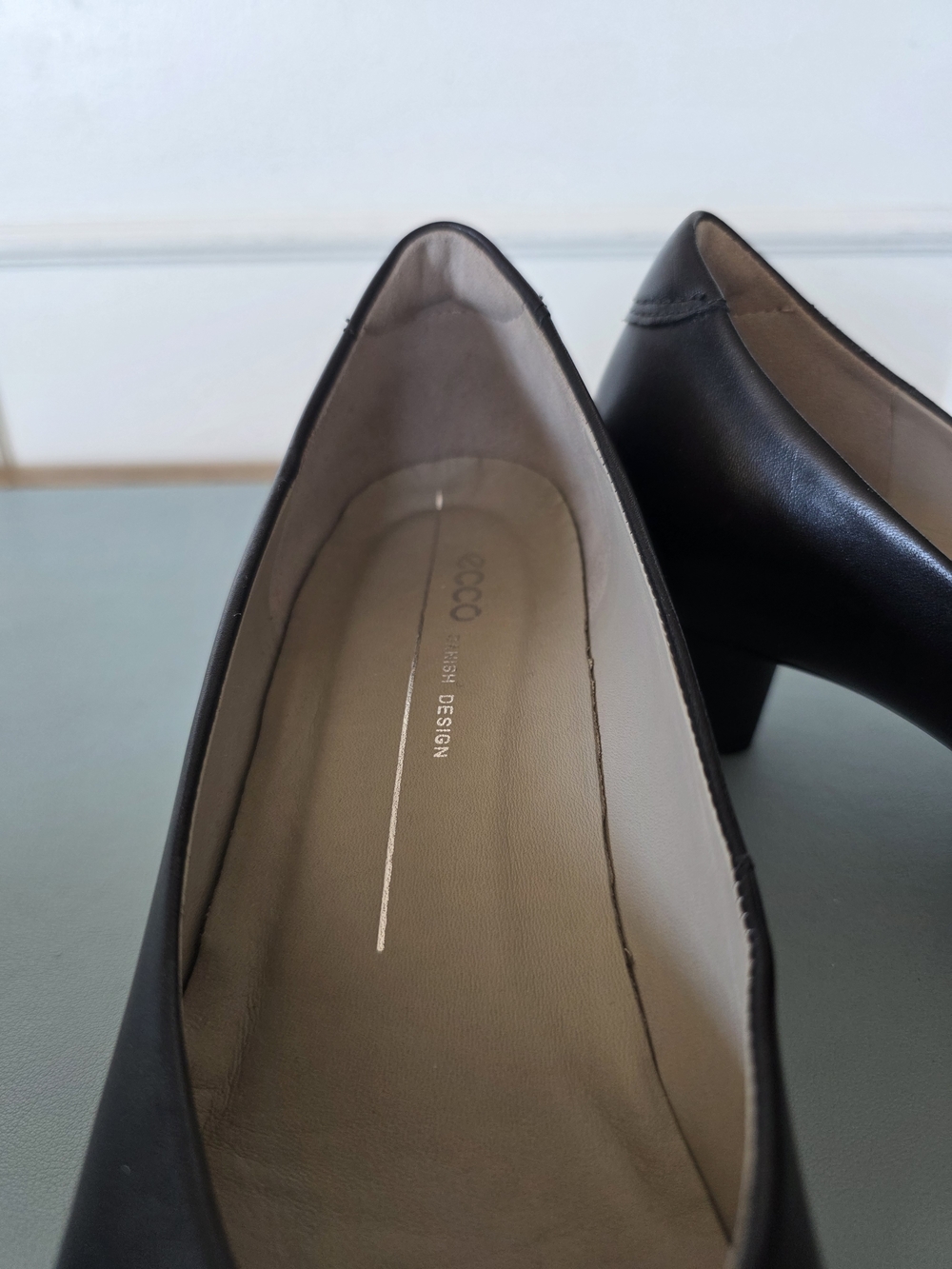 ECCO Dress Classic Black Leather Block Heel Pump; Size 37 Danish Design Comfort - Picture 7 of 9
